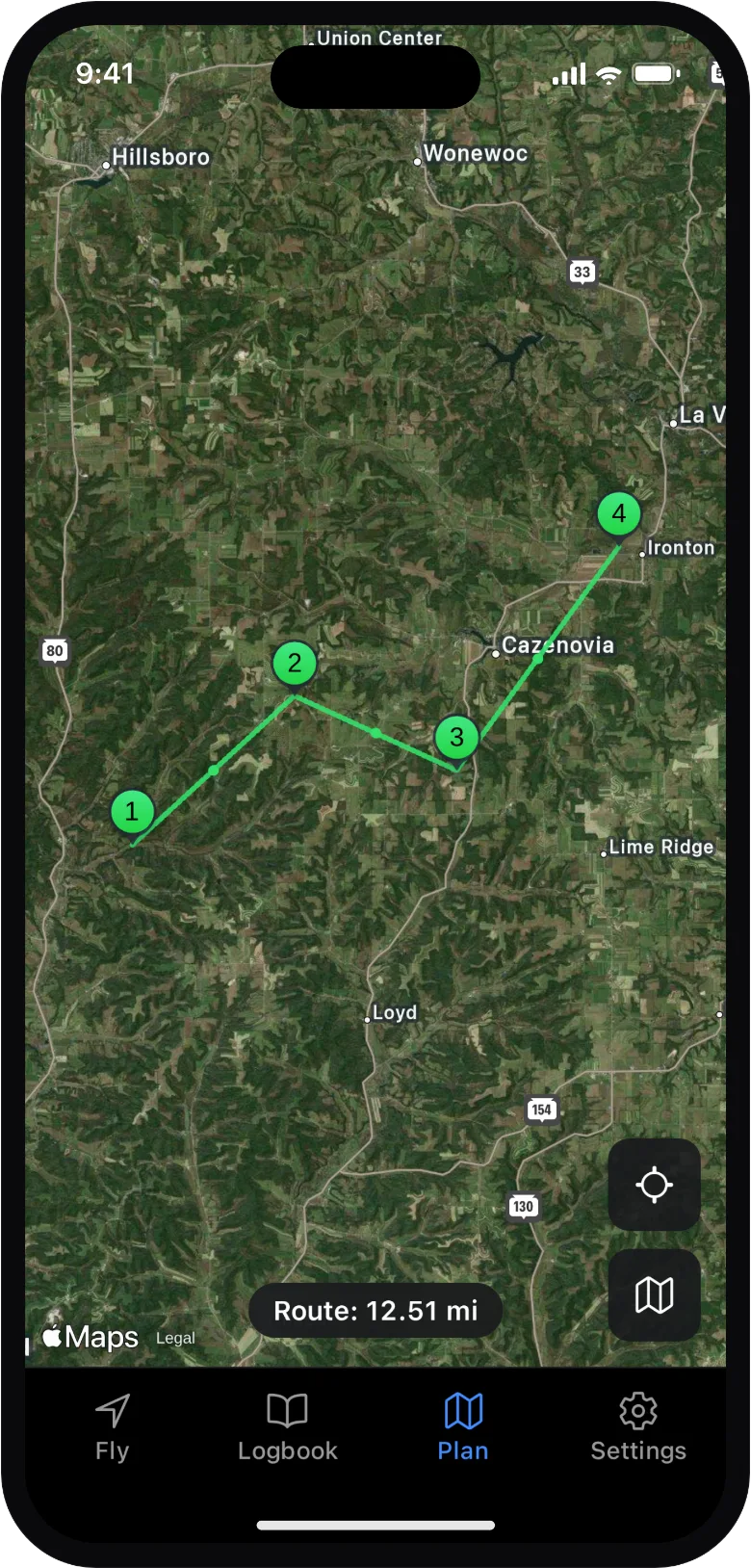Planning a route in Wingover: numbered waypoints dropped on a satellite map with running distance.